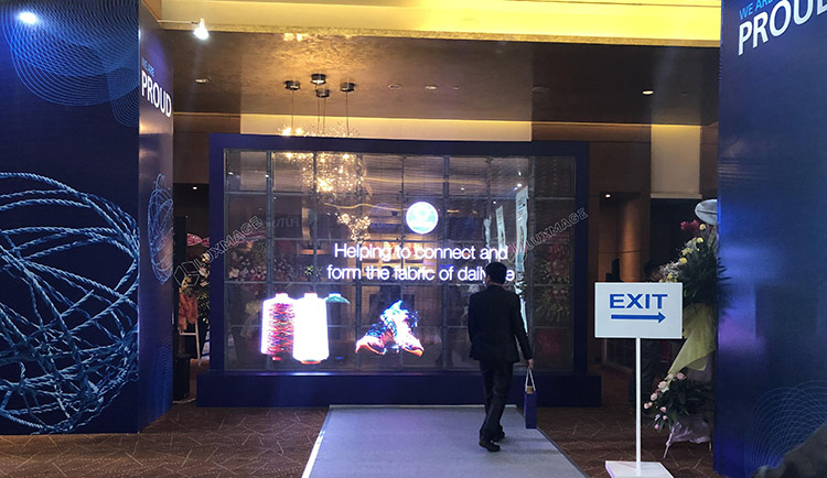 The application of transparent LED screen