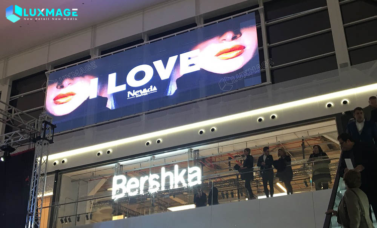 Transparent LED screen wall design leads the new trend of outdoor advertising