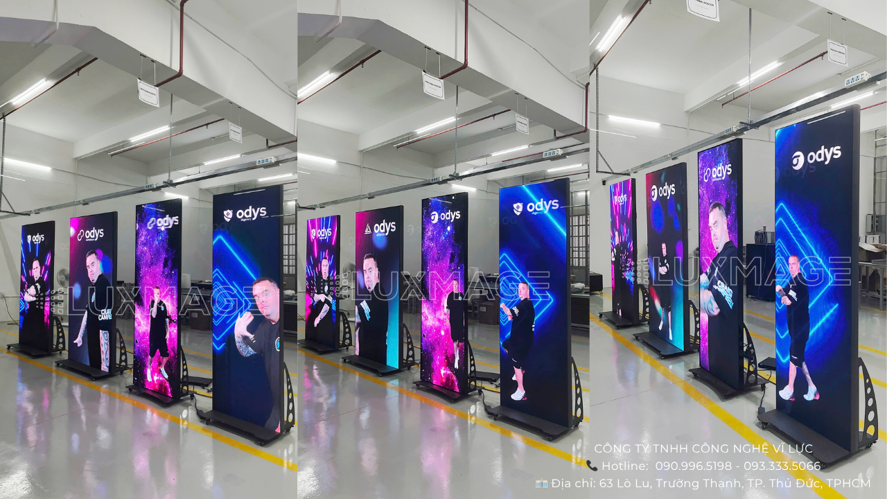 Standee LED quảng cáo sản phẩm mới trong trung tâm thương mại TP.HCM