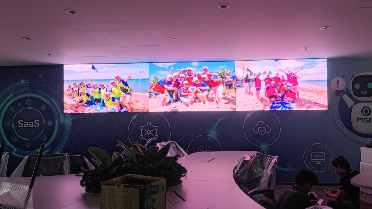 Màn hình led tại trong nhà COB tại văn phòng doanh nghiệp