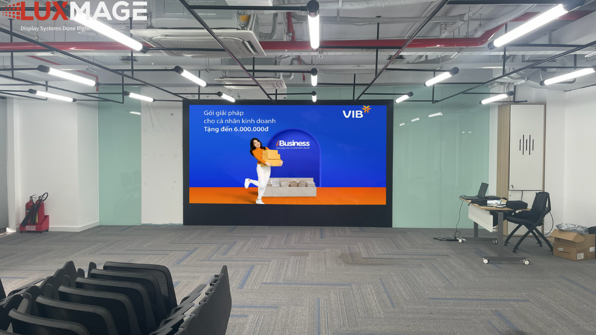 Màn hình LED cho hình ảnh rõ nét và ổn định hơn trong các không gian doanh nghiệp hiện đại.