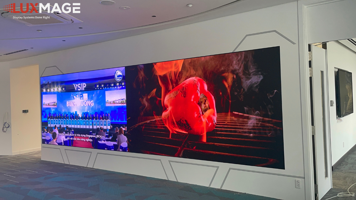 Hệ thống hiển thị doanh nghiệp với màn hình LED triển khai theo tư duy hệ thống.
