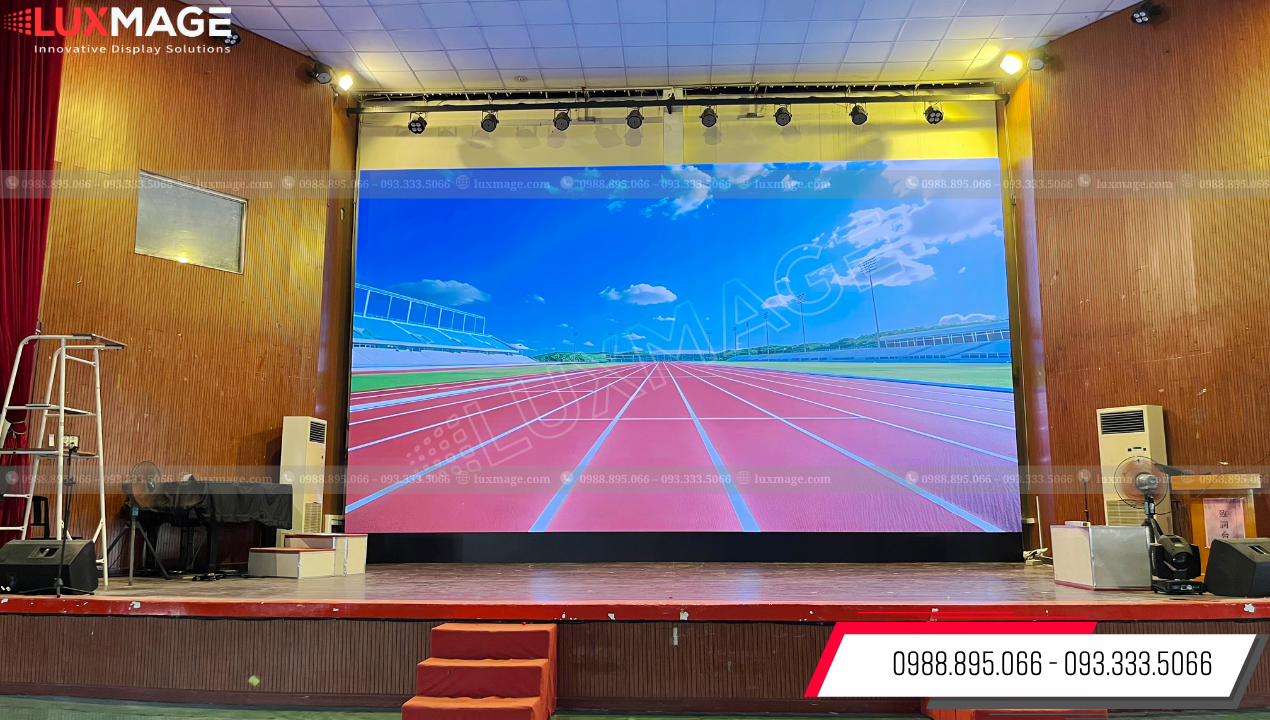  màn hình LED cho showroom không đơn thuần là lựa chọn một thiết bị hiển thị