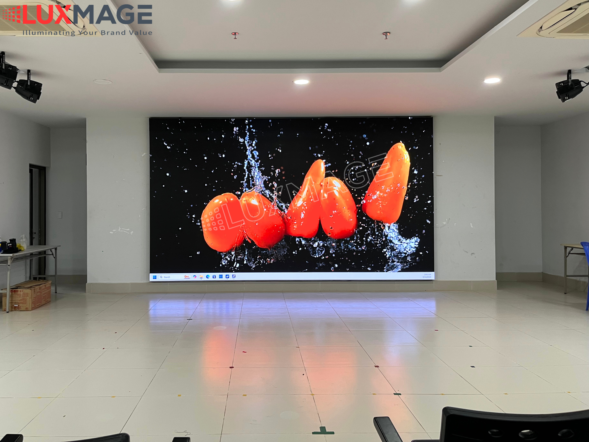 School LED screens help illustrate subjects such as Math, Physics, Chemistry, Biology with visual images and videos.