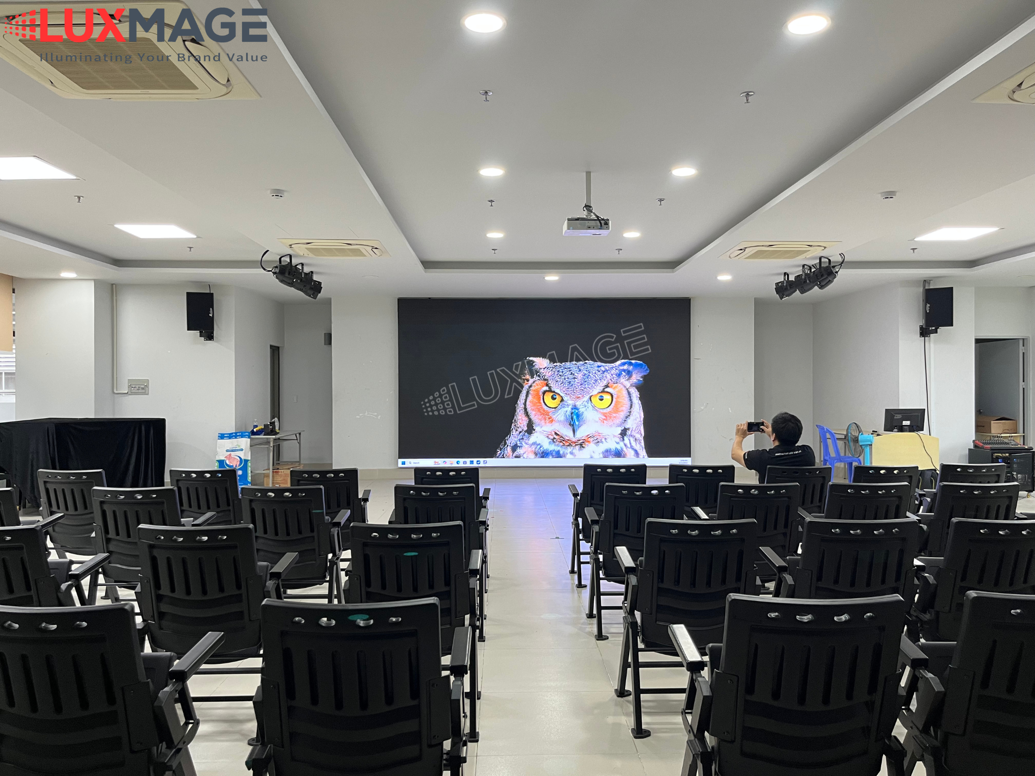 digital classroom LED screen