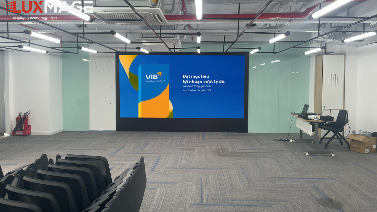COB LED screen for the meeting room at VIB bank.