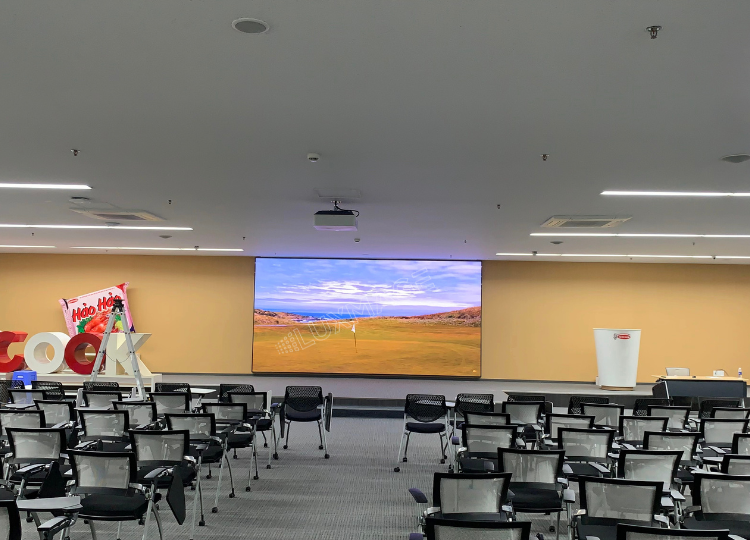 Luxmage meeting room LED screen uses COB technology, saves electricity, realistic images, smart management. Professional installation, transparent quotation.