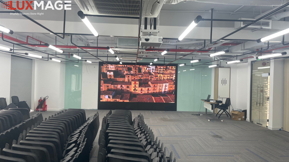Digital display system - COB LED screen for meeting rooms