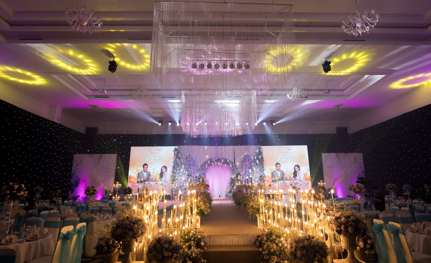 LED SCREEN FOR WEDDINGS AND RESTAURANTS | QUICK CONSTRUCTION AND INSTALLATION
