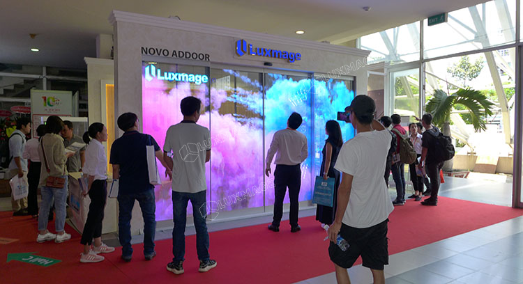 Why rent transparent LED screen for event exhibition