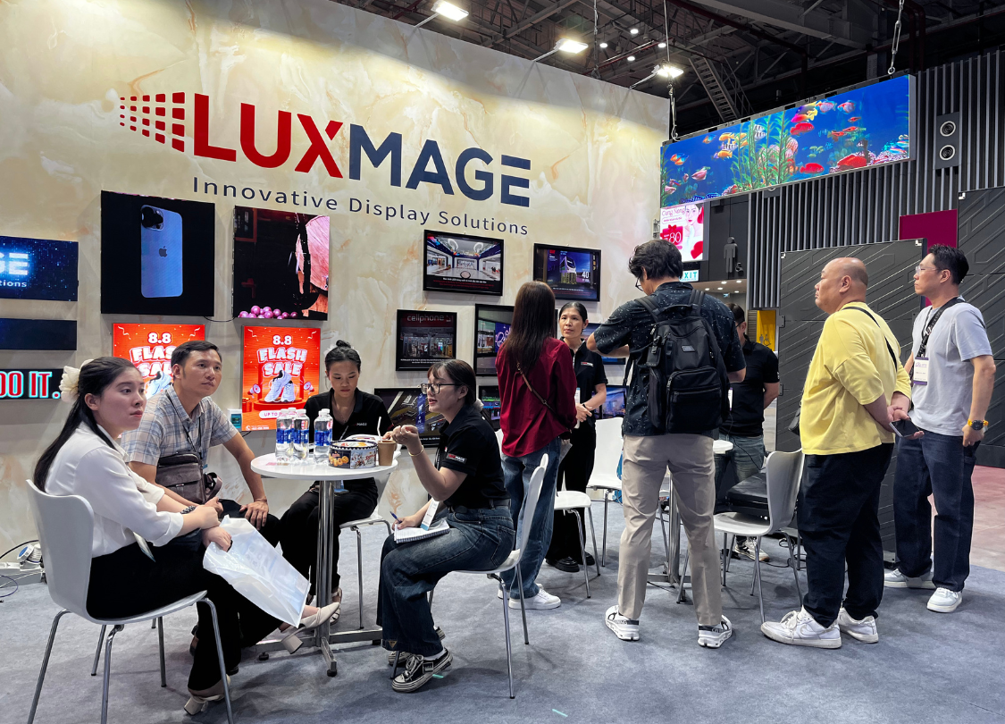  Luxmage tại Smart City Asia 2025 – nâng tầm trải nghiệm không gian thương mại hiện đại.